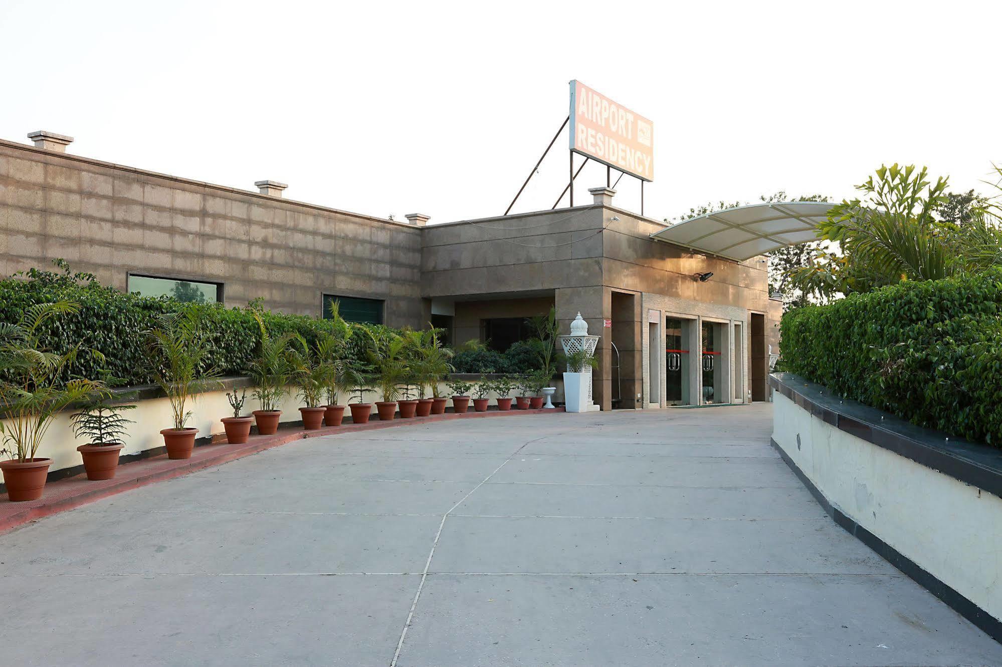 Hotel Airport Residency Új-Delhi Kültér fotó